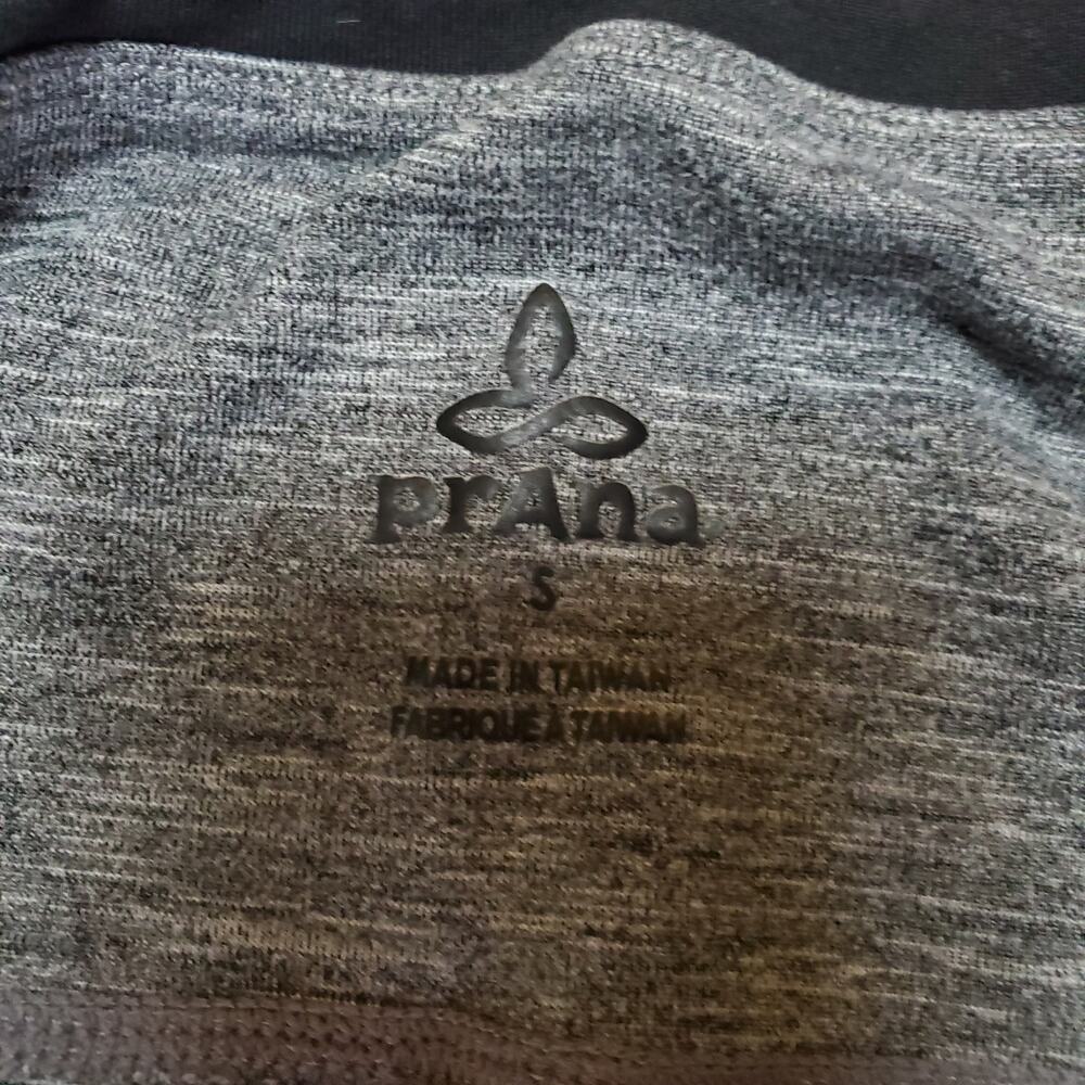 Prana Grey Crop Leggings SZ Small - Picture 3 of 3